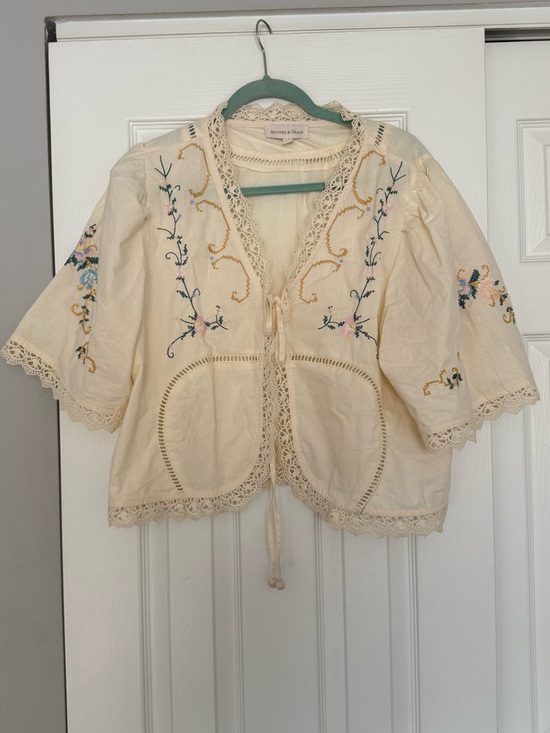 Jennifer & Grace Tops - Eyelet Embroidered Tie Front Top Size US XL 100% Cotton Made in India